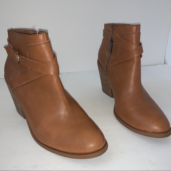 Lucky Brand Camel Tan Faux Leather Bootie Sz 10 - Picture 9 of 14